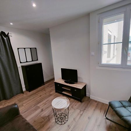 Appartement Business ลากาแร็น-โกลงบ์ ภายนอก รูปภาพ